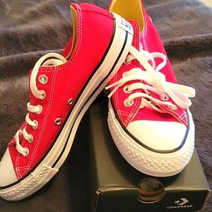 Women's Red Converse Sneakers - Sz 8